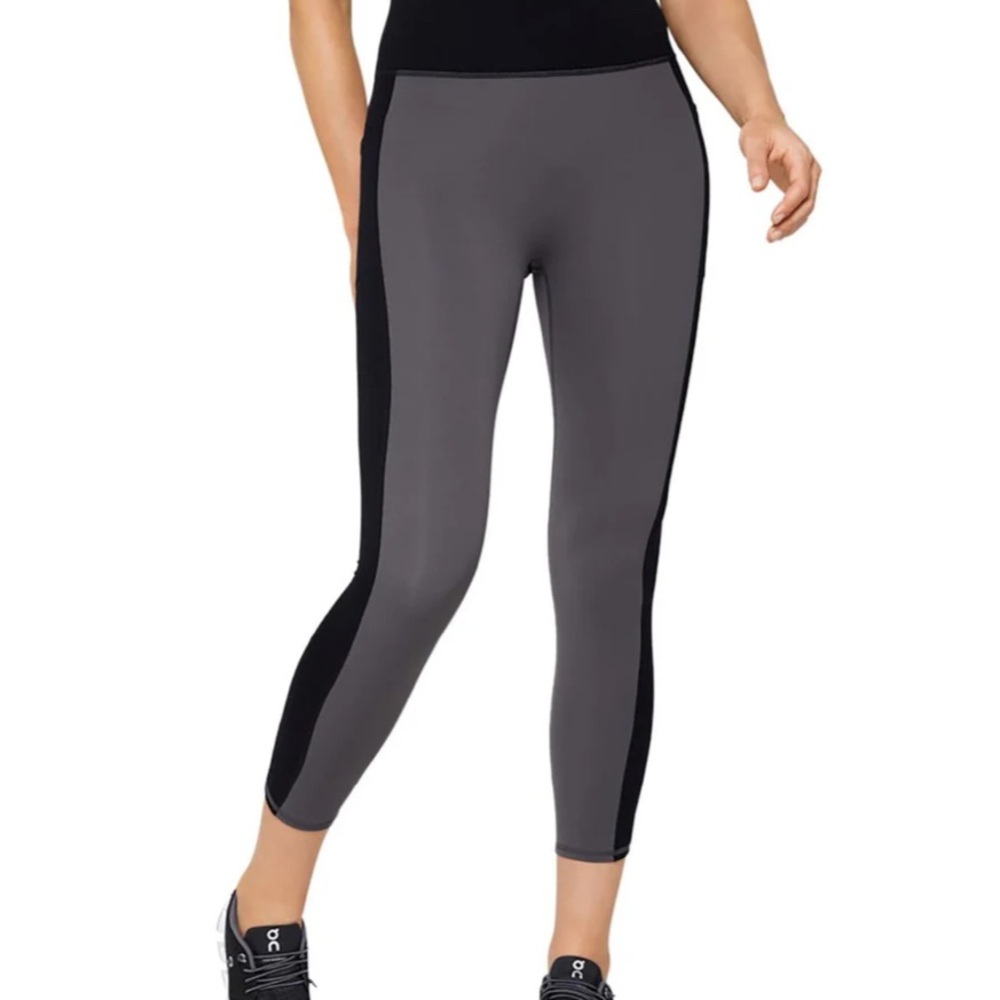 4 Laps Black and Gray Leggings